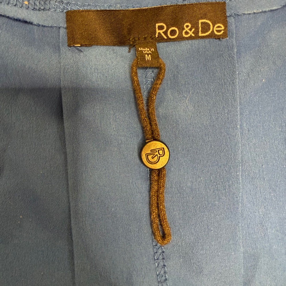 Ro & De Cobalt Blue Silky Tank Blouse M Pocket Hi-Low Minimalist career workwear - Picture 8 of 8